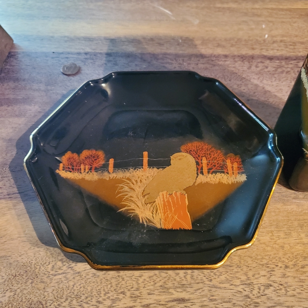 Ceramic Vase & Plate set. - Picture 2 of 5